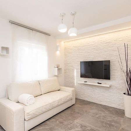 Apartments Tauzer Mandre Bagian luar foto