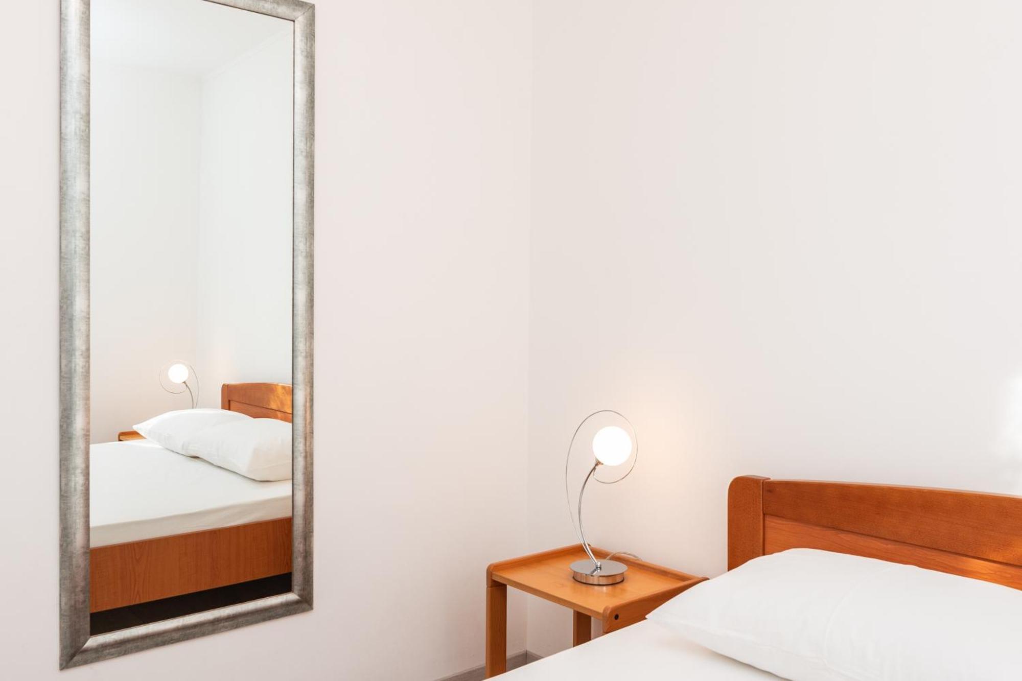 Apartments Tauzer Mandre Bagian luar foto